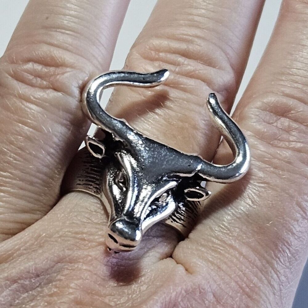 Silver Tone Bull Ring Longhorn Skull Punk Biker Animal Adjustable